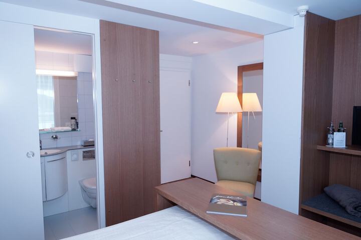 Room 22 of 89