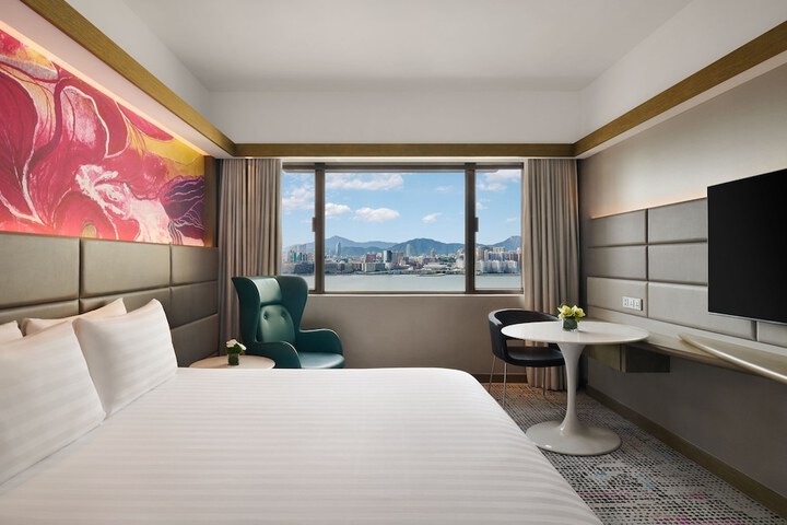 Room 11 of 116