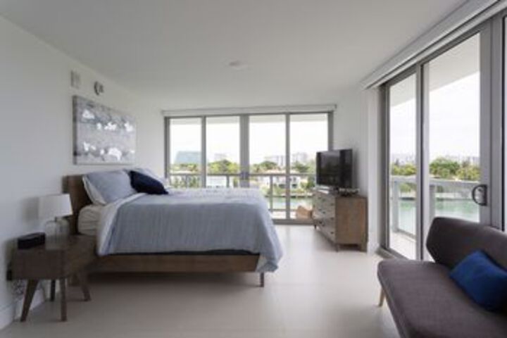 Room 11 of 29