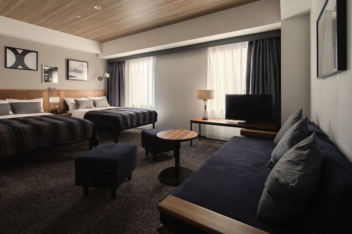 Room 13 of 52