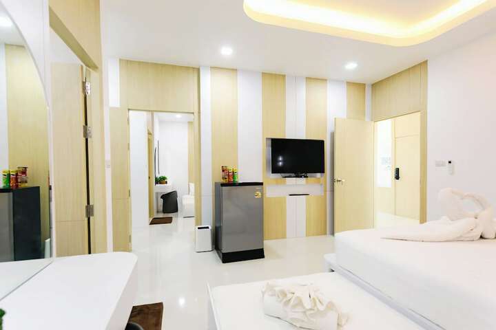 Room 68 of 154
