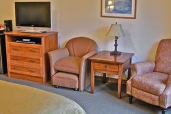 Room 12 of 23