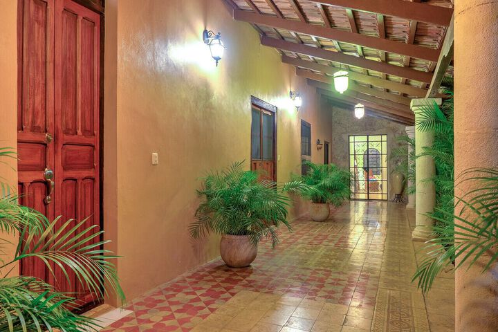 Hotel 3 of 9
