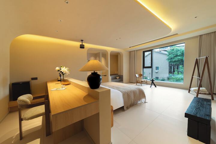 Room 18 of 57