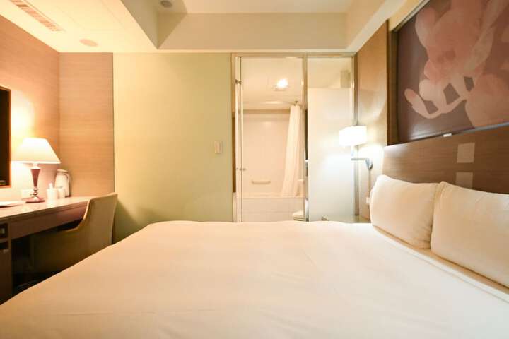 Room 72 of 120