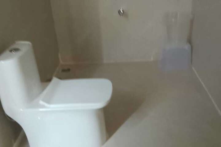 Room 43 of 72