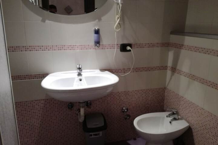 Room 13 of 15