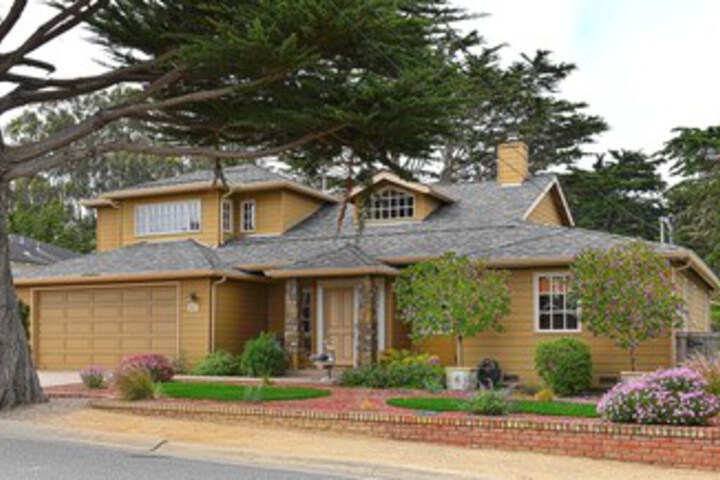 Image of 3718 Ocean Crest