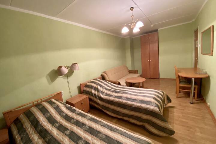 Room 4 of 13