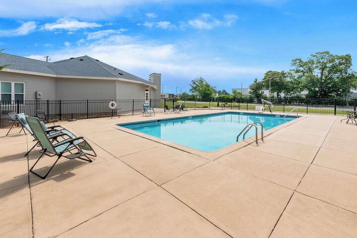 Pool 26 of 43
