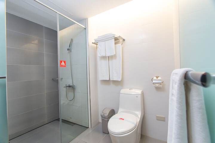 Clean Restrooms