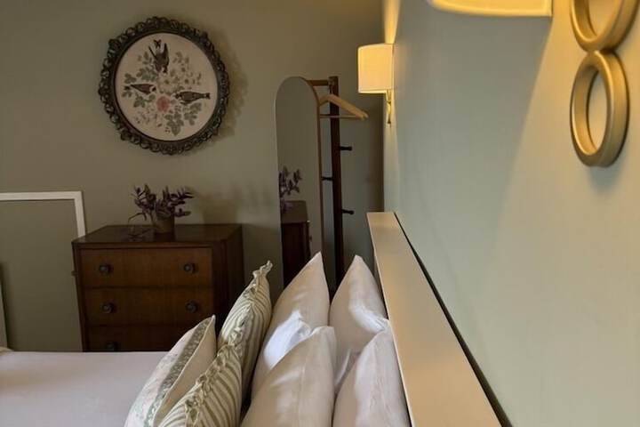 Room 57 of 111