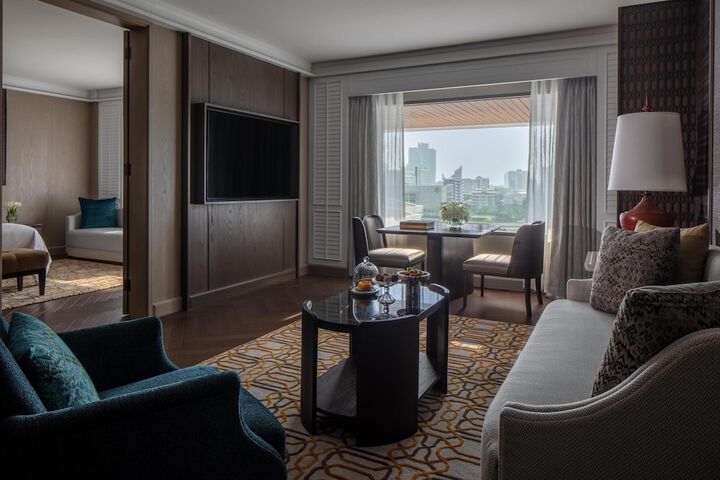 Room 54 of 152