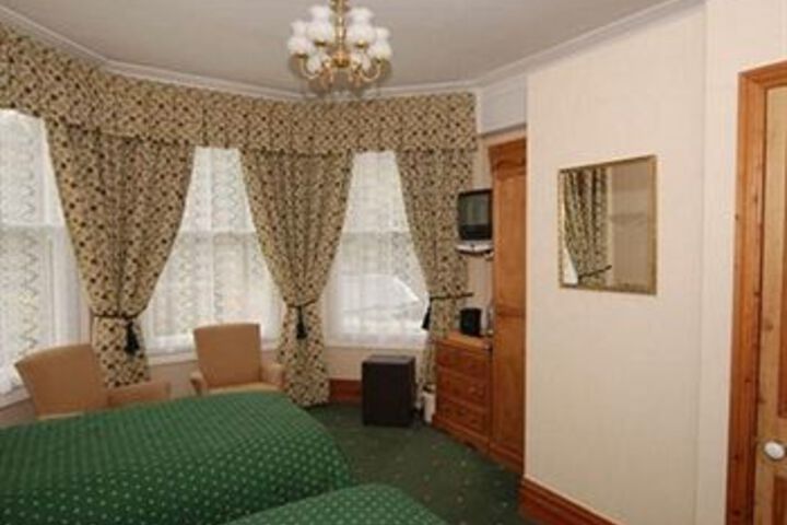 Suite Room