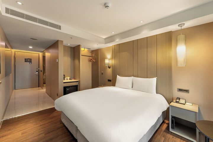 Room 60 of 108