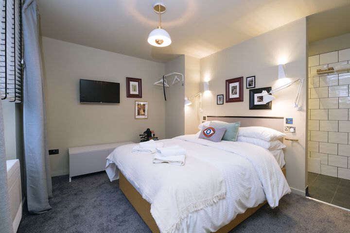 Room 31 of 46