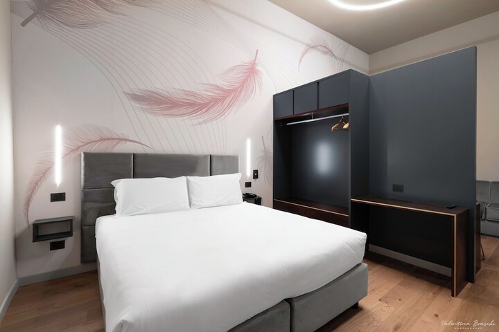 Room 49 of 67