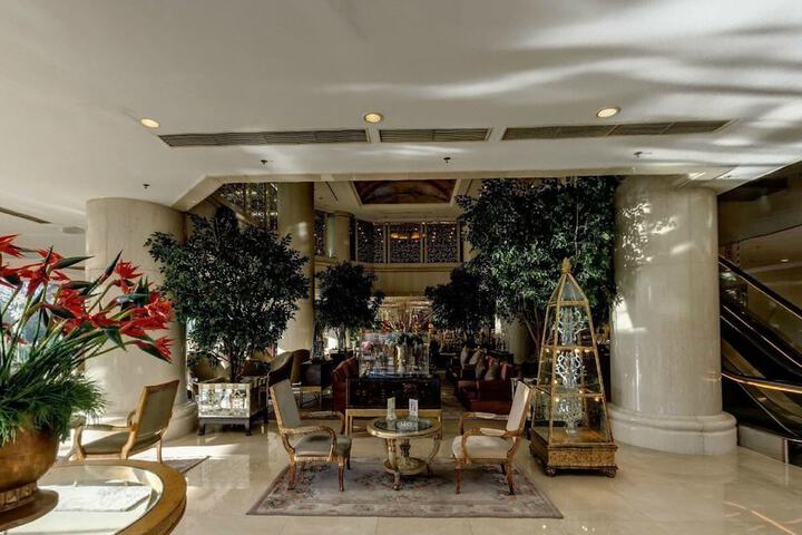Guest Lobby