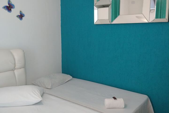 Room 6 of 20