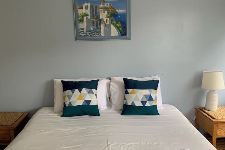 Room 9 of 79