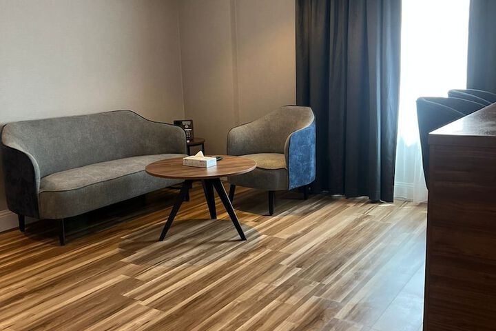 Room 54 of 112