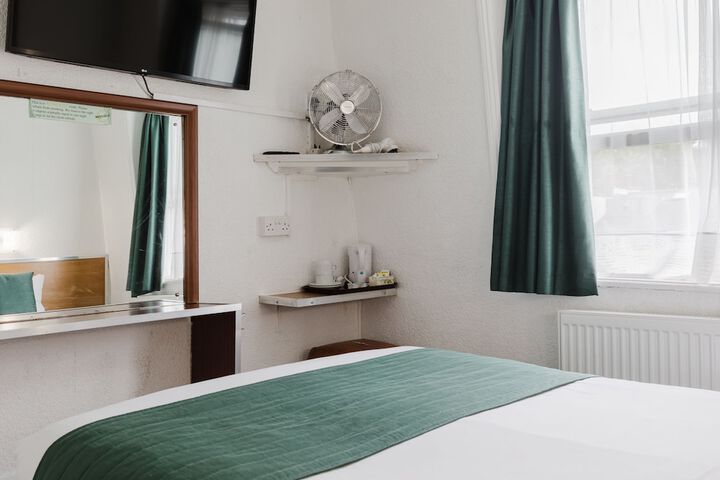 Room 29 of 107