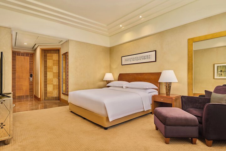 Room 20 of 96