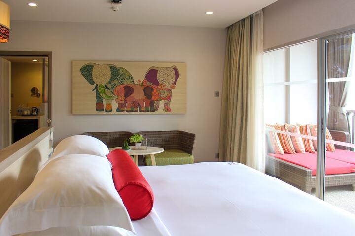 Room 36 of 220