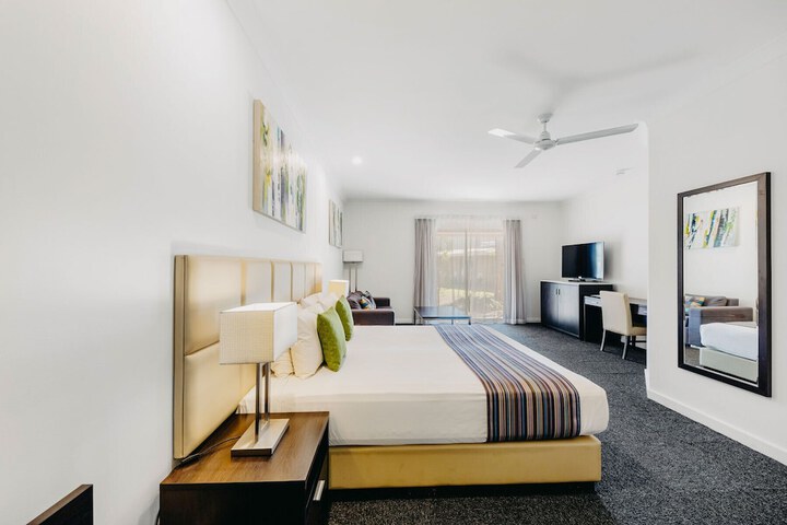 Room 13 of 46