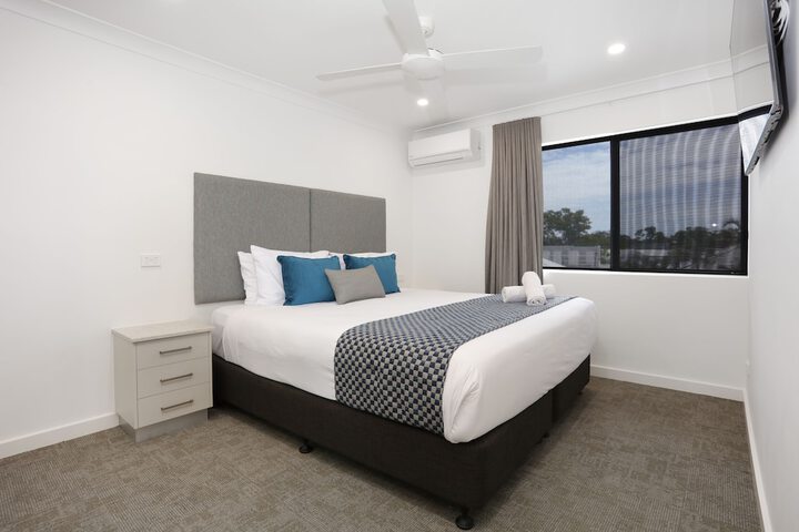 Room 5 of 79