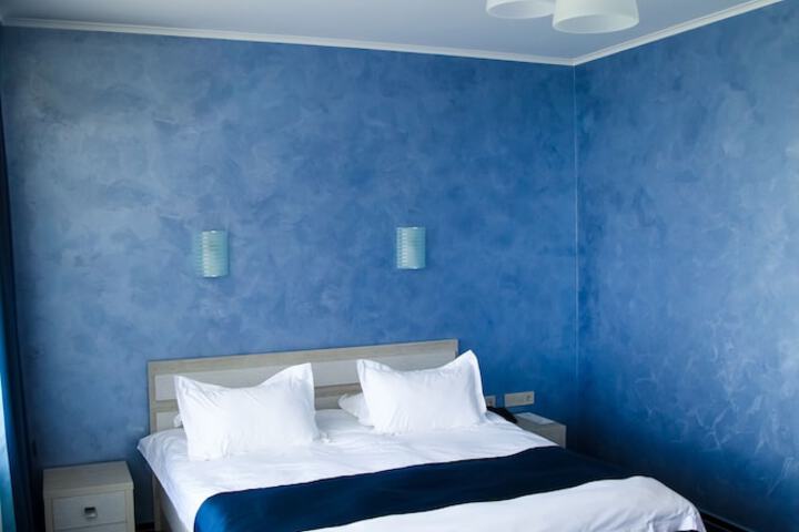 Room 29 of 38