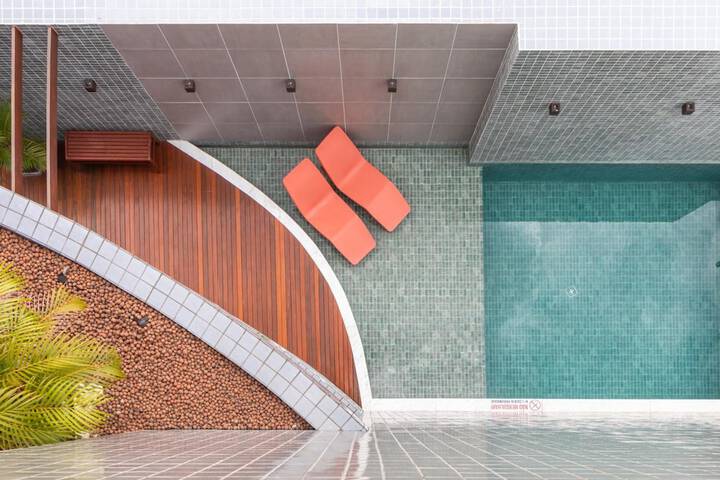 Hotel Pool