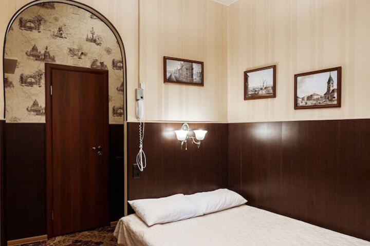 Room 15 of 56