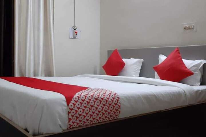 Room 10 of 43