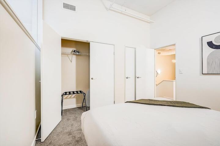 Room 22 of 194
