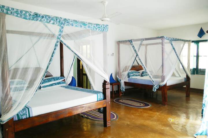Room 5 of 149