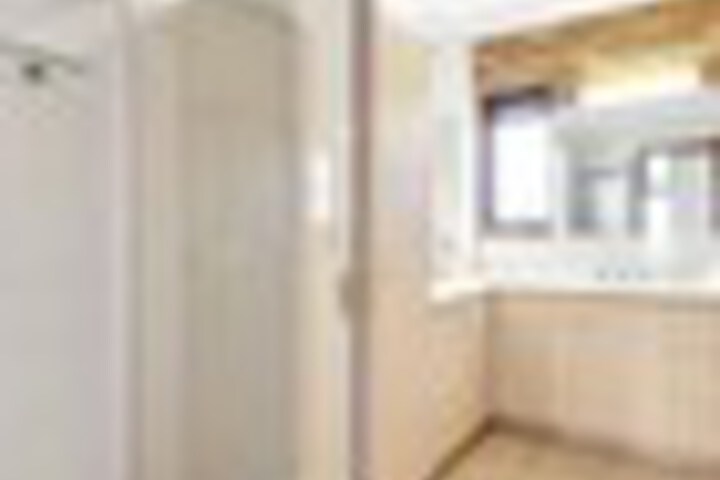 Room 119 of 129