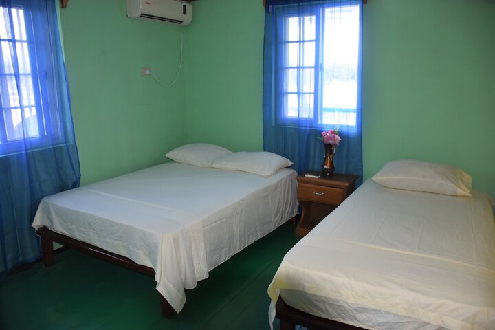 Room 11 of 14