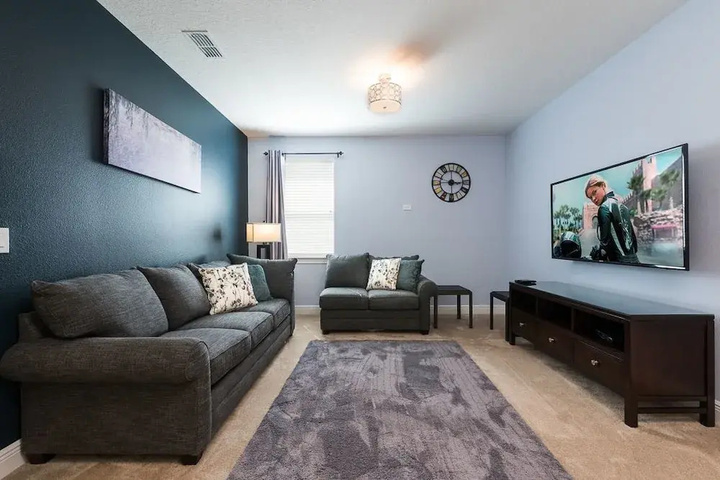 Room 5 of 25
