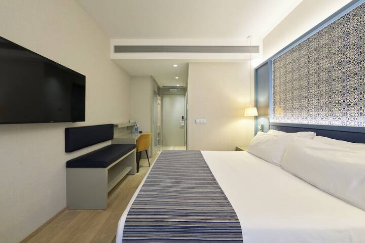 Room 20 of 79