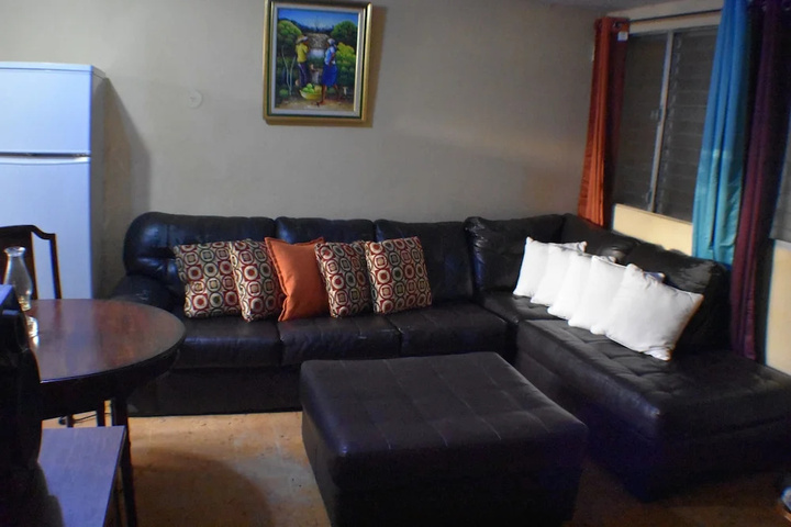 Room 3 of 16