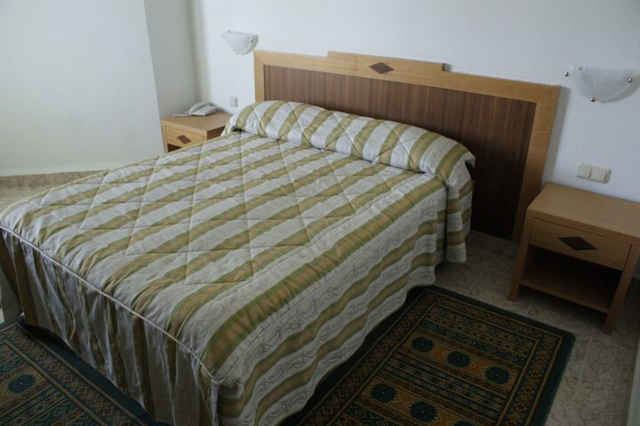 Room 8 of 53
