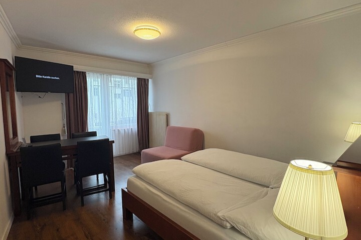 Room 128 of 266