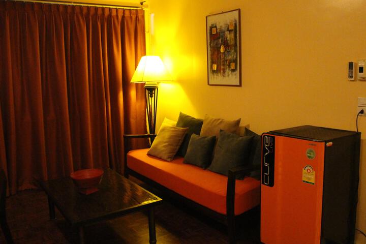 Room 4 of 6