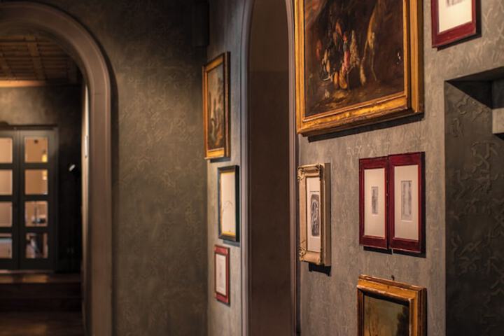 Guest Lobby