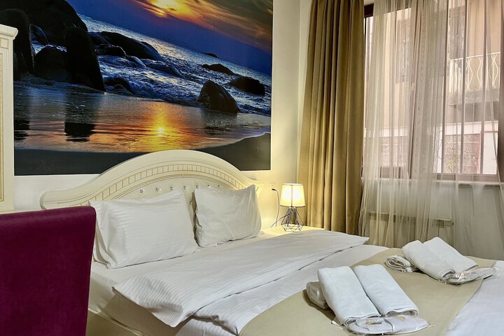Room 15 of 113