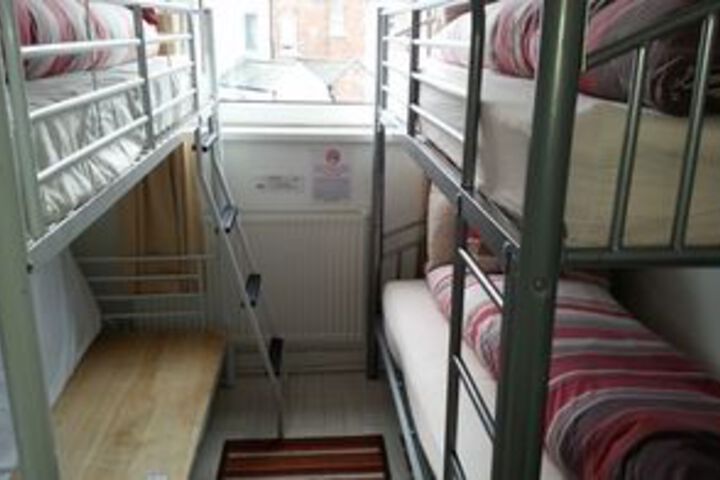 Room 5 of 17