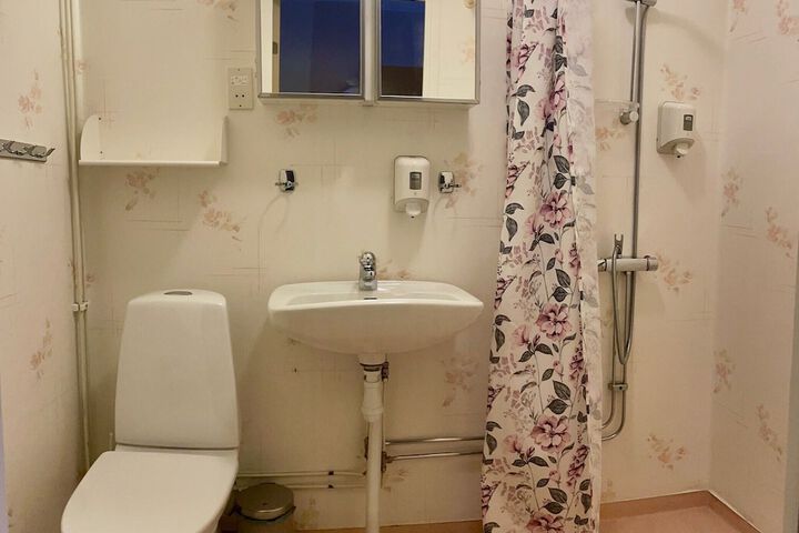 Room 19 of 32