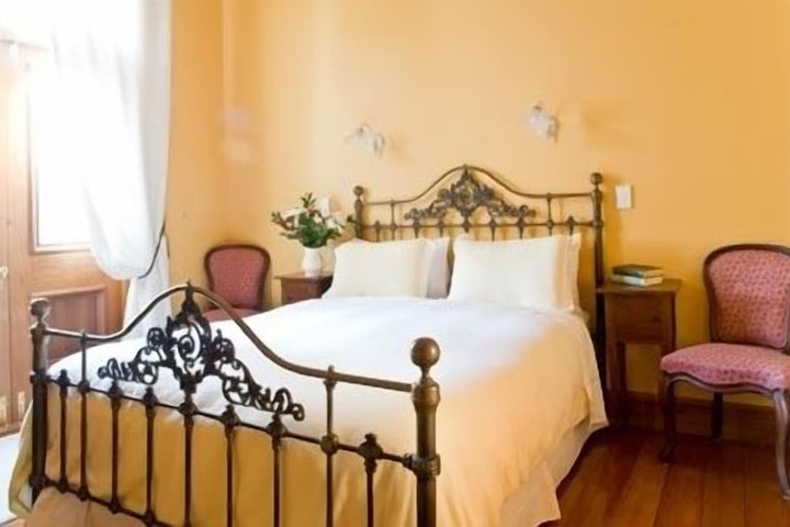 Room 3 of 14