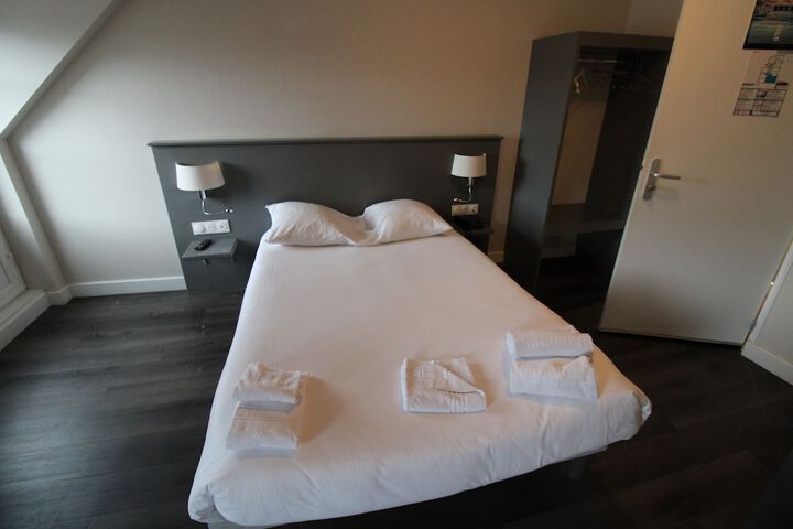 Room 29 of 69